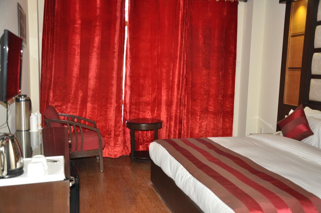 Hotel Southgate Shimla Rom bilde