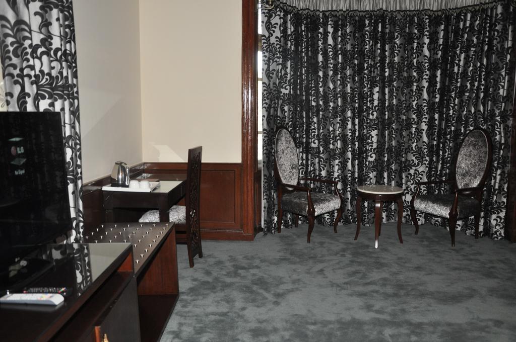 Hotel Southgate Shimla Eksteriør bilde