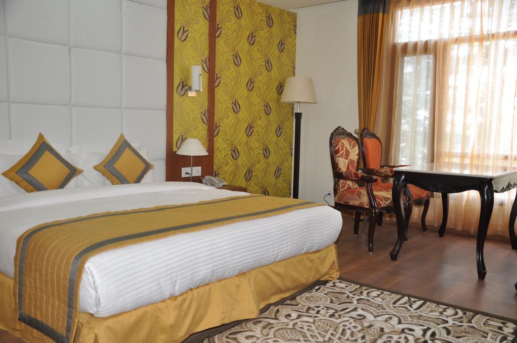 Hotel Southgate Shimla Eksteriør bilde
